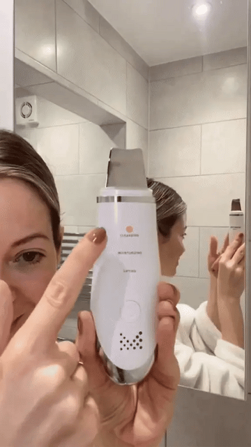 3-in-1 Ultrasonic Facial Skin Scrubber